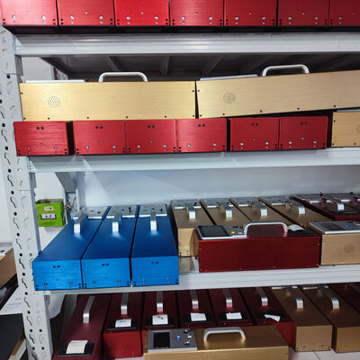 দেখার কোণ 105 ডিগ্রী সরঞ্জাম ছোট পরিমাপ ত্রুটি এবং সামগ্রিক ভলিউম 700mm X 135mm X 115mm মাত্রিক নির্ভুলতা প্রদান করার জন্য ইঞ্জিনিয়ারিং