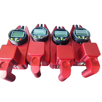 রাস্তার চিহ্নের পুরুত্ব পরিমাপক নির্ভুলভাবে রাস্তার চিহ্নের পুরুত্ব পরিমাপ করে, যার রেজোলিউশন অনুপাত ০.০১ মিমি এবং নির্ভুলতা ০.০২ মিমি