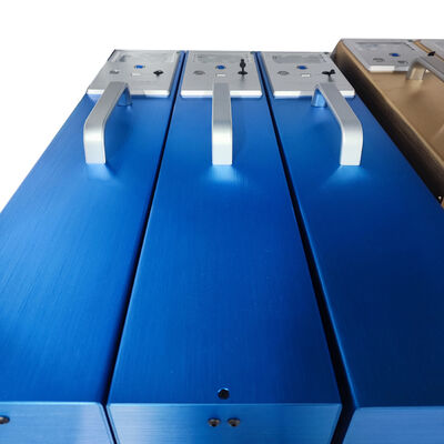 কিউডি পরিমাপের পরিসীমা ০-৪০০ এমসিডি এম² এলএক্স রেট্রোরিফ্লেক্টর মিটার পুনরাবৃত্তি পরিমাপ ত্রুটি ৩ শতাংশের নিচে সামগ্রিক আয়তন ৭০০মিমি X ১৩৫মিমি X ১১৫মিমি